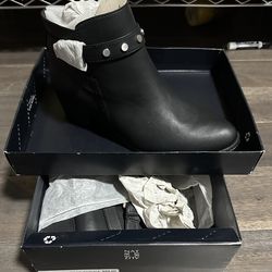 Ladies, Black Leather Boots Size 9 1/2