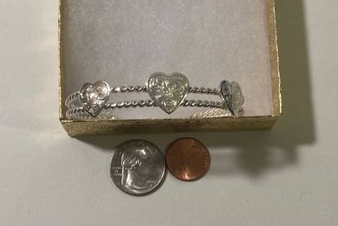 Vintage Metal Montana Silversmiths Bracelet, Nice Silver With Three Hearts Design, Quality, Fashion, Accessory, Country & Western, Western Wear, Rodeo