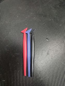 Vinyl wrap tool tucker