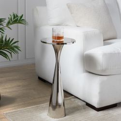 🌟 LumiSource Gemma 22” Metal Side Table — Only $45! 🪑