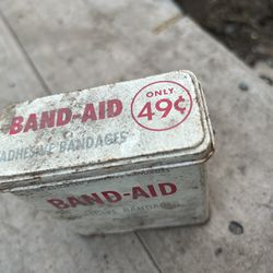 Antique Bandaid Tin Johnson & Johnson 