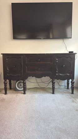 Tv console