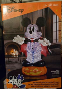 DISNEY 16-16.9" HALLOWEEN SPINNING GLITTER LANTERN WITH LED LIGHTS
