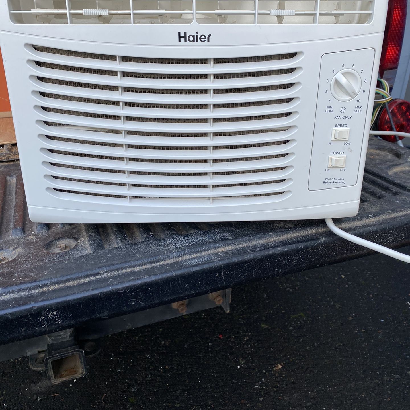 Window Unit Air Conditioner POWERFUL Great Shape