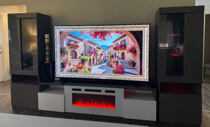 Entertainment center