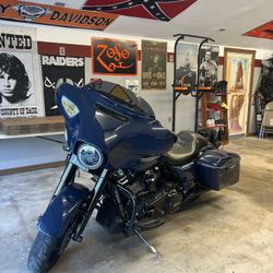 Harley Davidson Motor Cycle 2019 