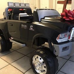 Kid Trax 3,500 Dually 