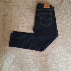 35$ New Levi Jean's Size 36w 30L