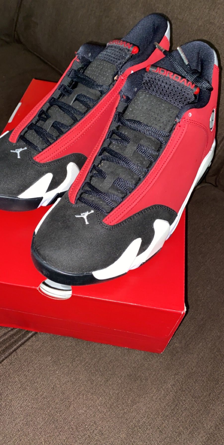 Air Jordan 14 Retro “Gym Red”