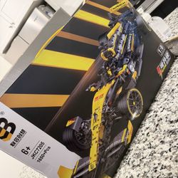 Yellow Racing Car Building Set