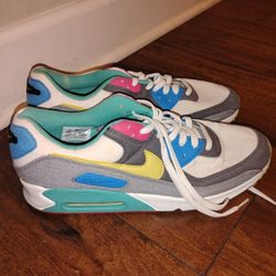 Air Maxes Size 13 Men