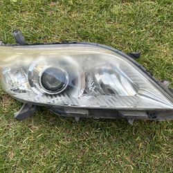 2011-2020 Toyota Sienna Headlight 