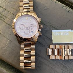 Michael KORS Women’s Rose Gold Watch 
