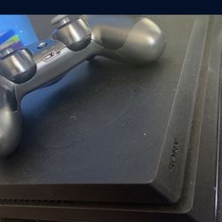 Ps4 Pro 1 Tb With Controller And Turtle Beach Headset