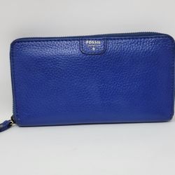 Fossil Vintage Royal Blue Wallet with Gold Zippered Inside