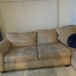 L Shaped Sectional Couch 