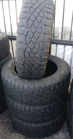 Goodyear WRANGLER TERRITORY 265/60R20