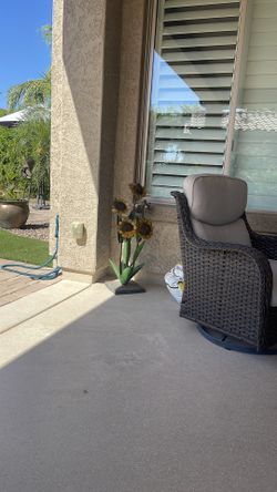 Tall Metal Sunflower Decor