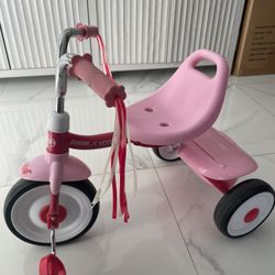 Radio Flyer Trille