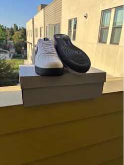 Air Force 1 Black N White