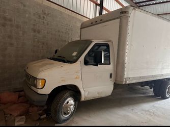 1999 Ford E-350