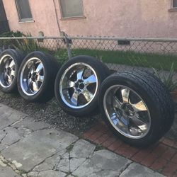 22 in. Wheels & Tires For Ford F150 Or Expedition