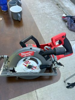 Milwaukee Circular Saw