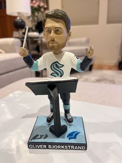 MINT  Seattle Kraken Oliver Bjorkstrand "The Maestro" NHL Bobblehead Collectible