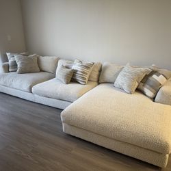 Drew & Jonathan Montecito Sectional