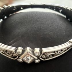 Brighton Zoe Silver Tone Swarovski crystal bangle bracelet