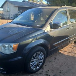 2014 Chrysler Town & Country