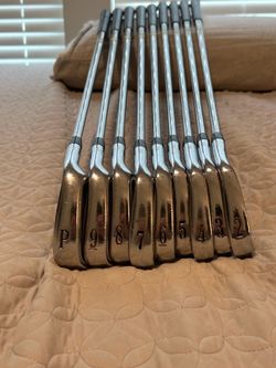 *Titleist 690.CB 2-PW $260 *