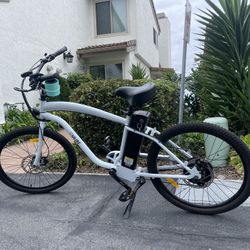 MURF Izzy Beach Cruiser E-bike