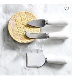 William Sonoma White Marble Cheese Knives - Set Of 3 - Brand New!  Retails For $39.95 But Yours Today For 50%+ OFF!!!!