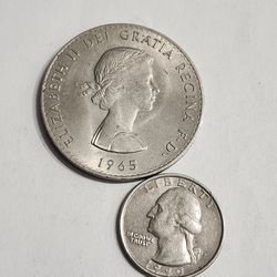 Queen Elizabeth - Winston Churchill Large One Crown Coin