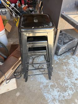 Black stools