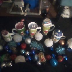 Christmas Decorations, 7 Stockings ,6 Mugs,Candy Dish, 6 Table Matt's, 1 Coffee Table Matt,All In Good Condition 