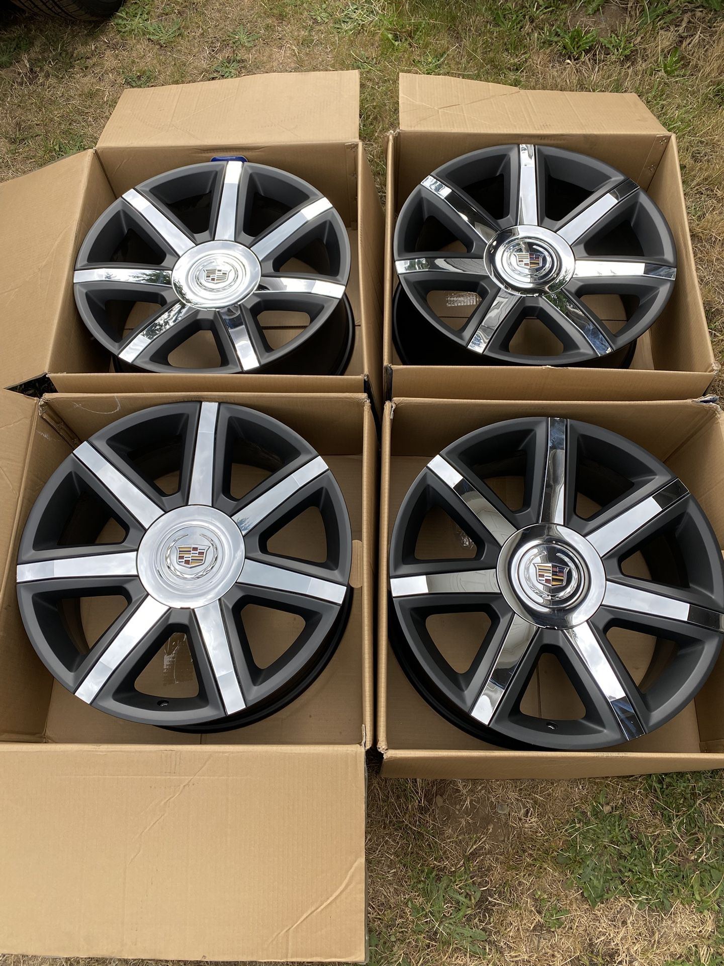 22" Escalade Wheels 6x139.7 & 6x5.5