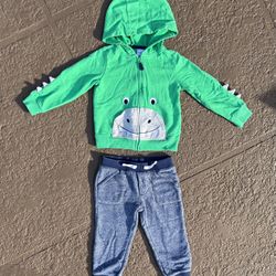 Like new Carter’s toddler dinosaur jacket & sweatpants, size 24 months