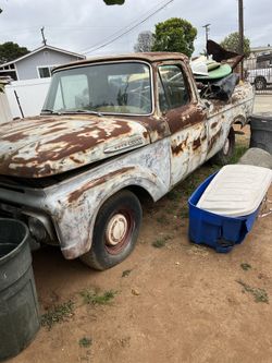 1962 Ford F100 Custom Unibody Short Bed 