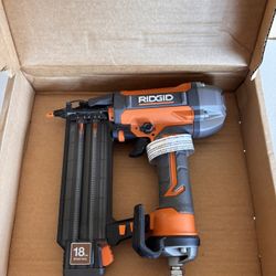 RIDGID Pneumatic 18-Gauge 2-1/8 in. Brad Nailer