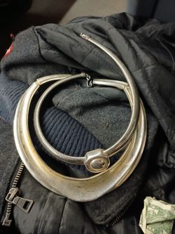 Expensive jewelry high-end highlights