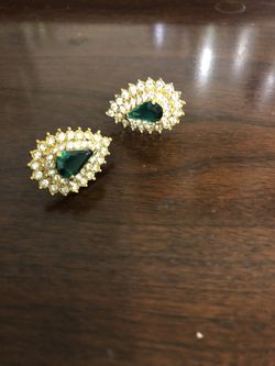 Stunning antique earrings with diamonds 35.00