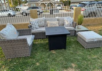 Patio furniture set outdoor new in the box