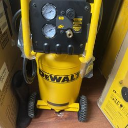 DEWALT 15 Gal. Portable Electric Air Compressor
