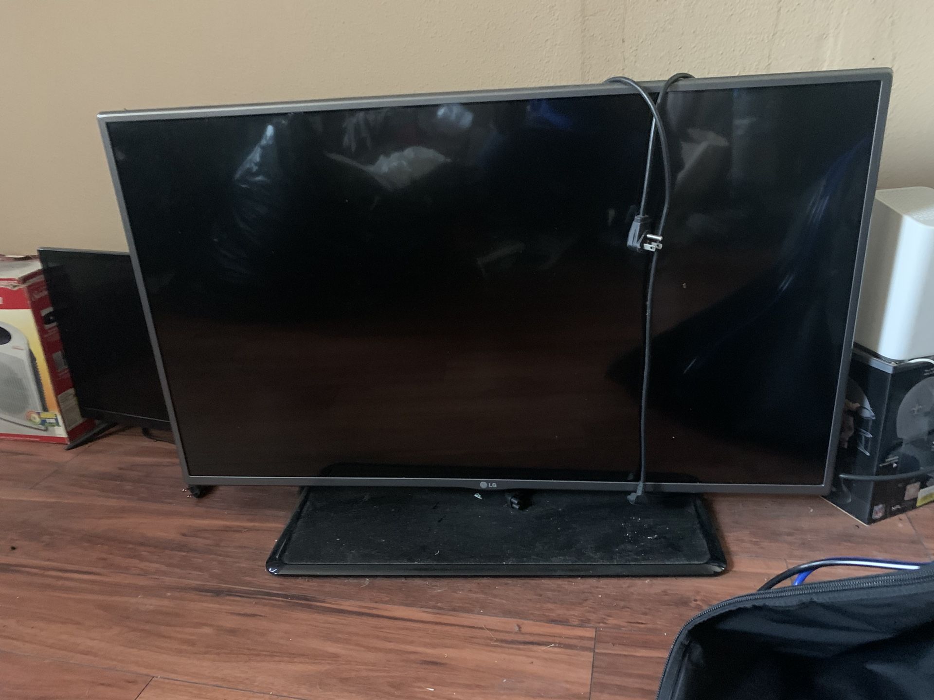 42 “ LG TV