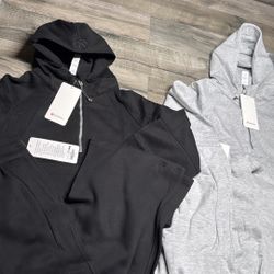 Lululemon Scuba Half Zip Set