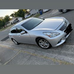 Infinity Q40 Wild Title 