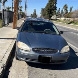 2001 Ford Taurus