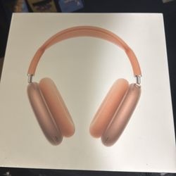 AirPods Max with Smart Case